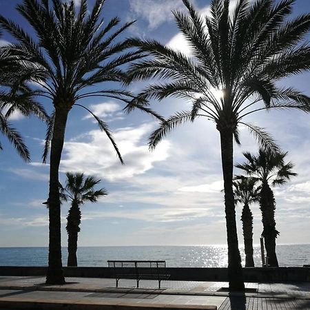 Vivabien Playa I - Apartamentos Junto Al Mar Benicassim Bagian luar foto
